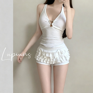 温泉分体泳衣女高级感纯欲白色修身遮肚显瘦度假温泉小胸新泳装女