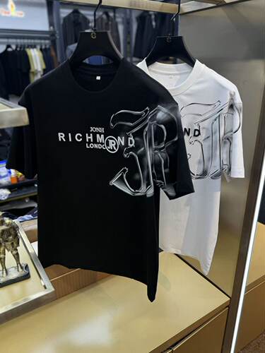 秀而高端2026早春新款男士休闲字母刺绣百搭圆领短袖T恤上衣男