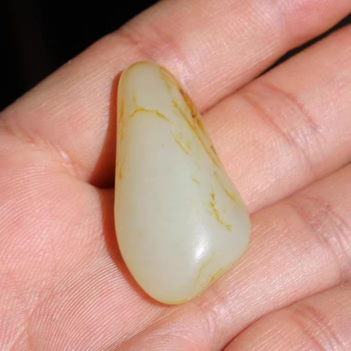 【小胡子玉器】和田玉 籽料 洒金皮 白玉 玉龙河原石