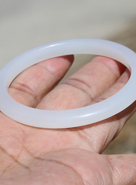 【小胡子玉器】和田玉 于田料 羊脂玉 54mm手镯