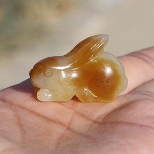 【小胡子玉器】和田玉 且末金山蜜糖 兔兔