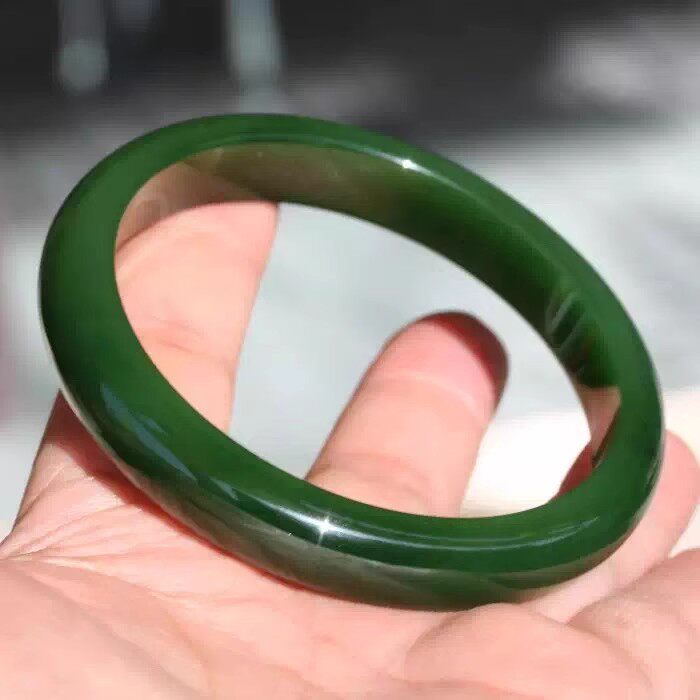 【小胡子玉器】和田玉 碧玉 冰底 阳绿 60mm手镯