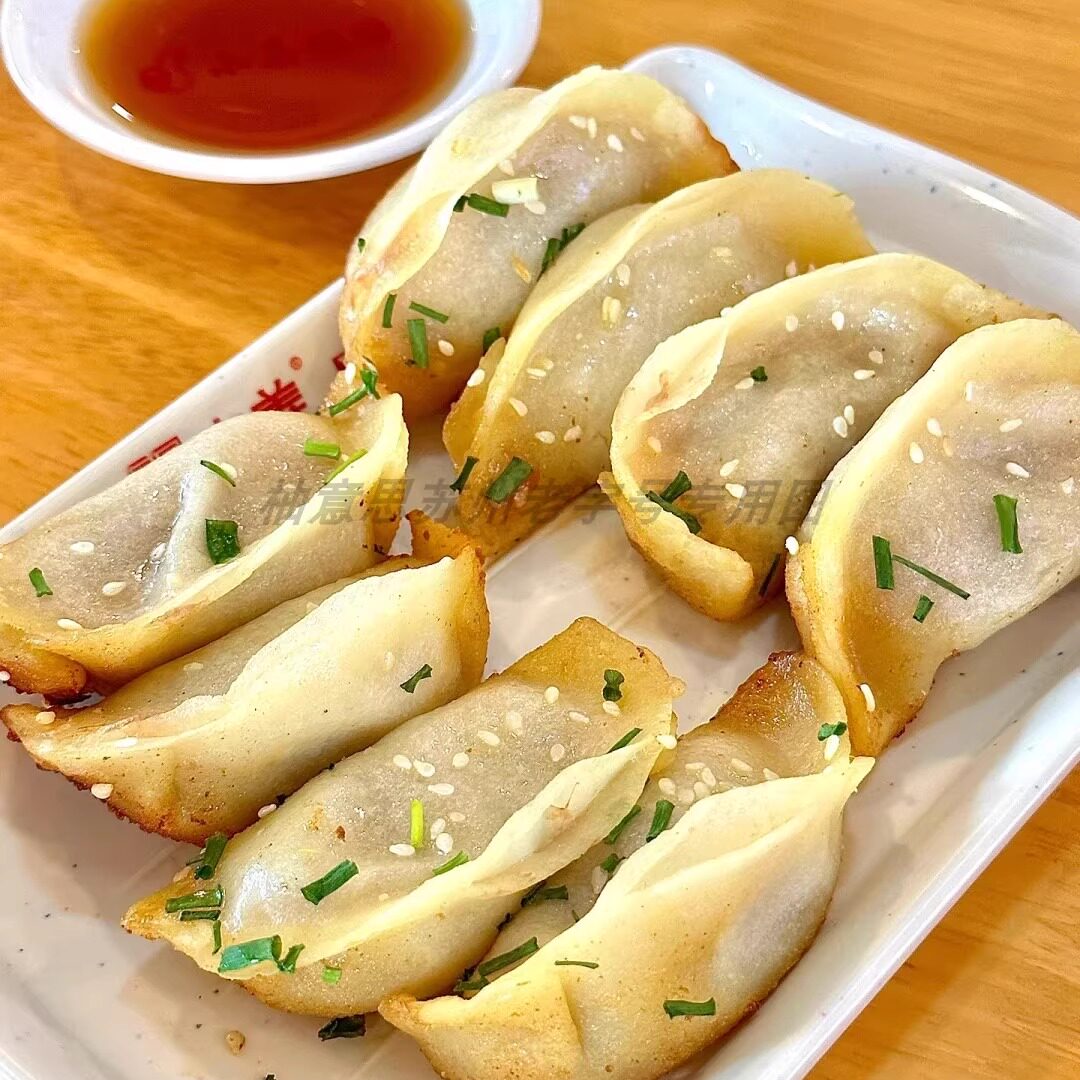 苏州美食特产小姜锅贴煎包煎饺