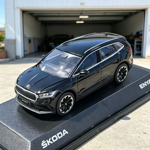 ISCALE 斯柯达 Enyaq iV 纯电动 SUV 1:43 合金汽车模型