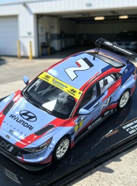 IXO 1:43 现代伊兰特 N TCR 2023 年 IMSA 米其林车手挑战赛车