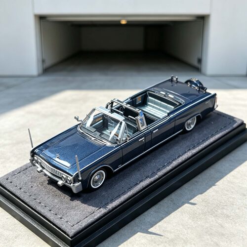 马来西亚TMS展   林肯大陆 X-100 1:64 加长敞篷 合金汽车模型