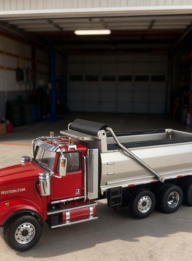 DM美式Western Star 4900 SF Tandem Truck西部之星1:50模型71067