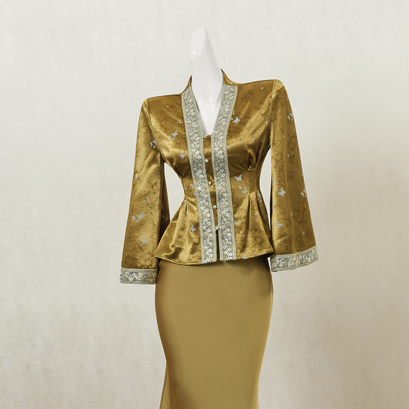 黄色新中式国风套装女2025年秋季新款高端设计感外套吊带裙两件套