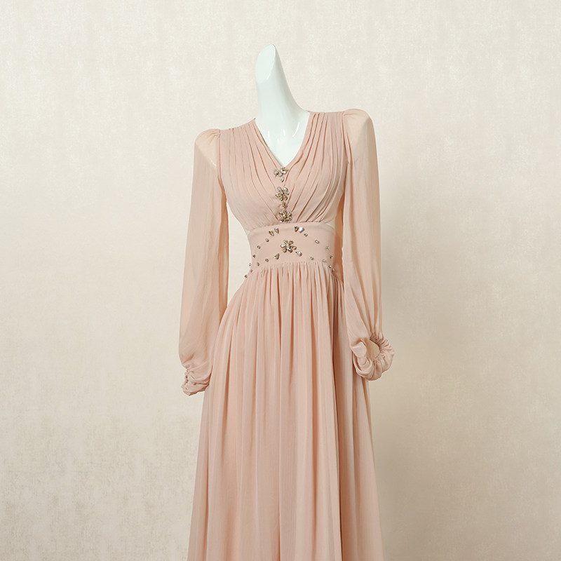 粉色复古长袖连衣裙女秋季长裙重工钉钻设计感御姐风高端礼服裙子