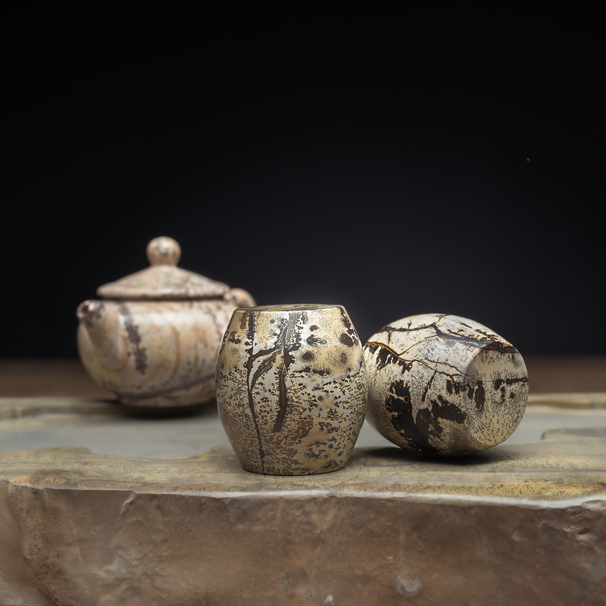 广西草花国画石精品盖置茶具茶盘奇石摆件工艺品精抛无漆TGZ1-50