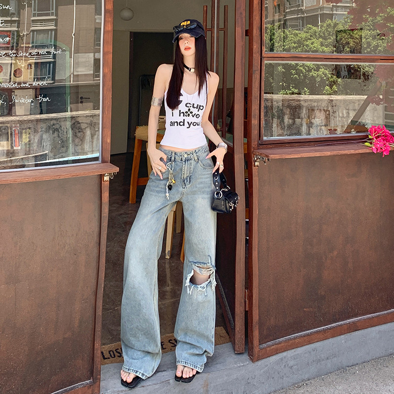 花漾ootd! ｜ 美式高街破洞显瘦直筒裤后脚口独特缺口设计牛仔裤