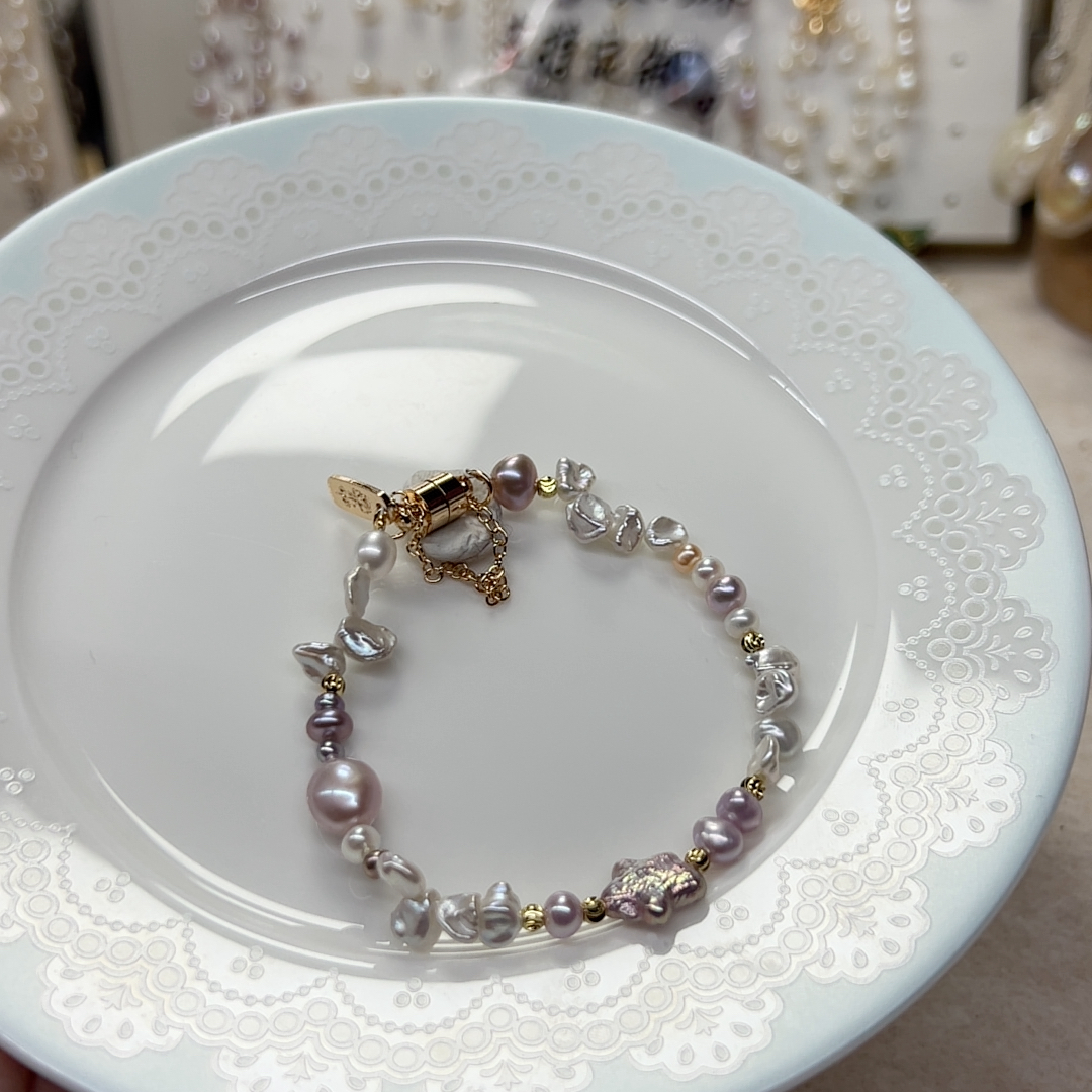 炫彩银蓝花瓣手链