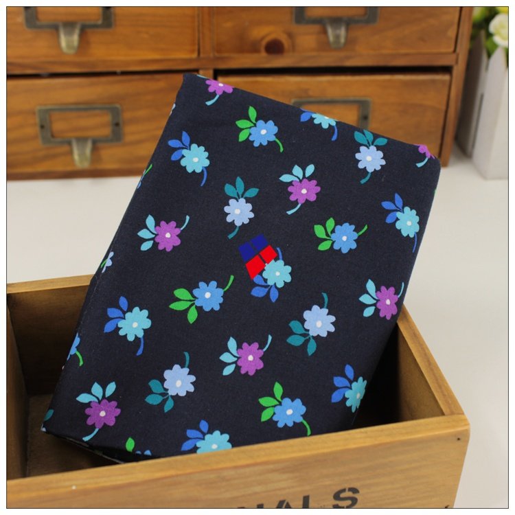 外贸全棉印花布料桌布惠安女头巾门帘服装面料蓝底小碎花清仓甩卖,居家布艺,海绵垫/布料/面料/手工diy,淘宝优惠券,粉丝福利购,淘宝优惠卷