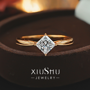 中古风香槟金色主方钻戒指925银渐收臂菱形钻滚珠边925银婚戒日常