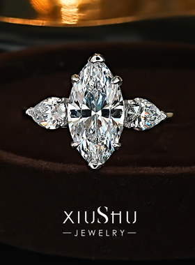 经典耐看3克拉马眼钻戒指三石款