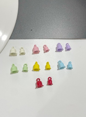 DIY饰品配件 合金烤漆迷你铃兰花挂件 手机耳环车挂装饰材料