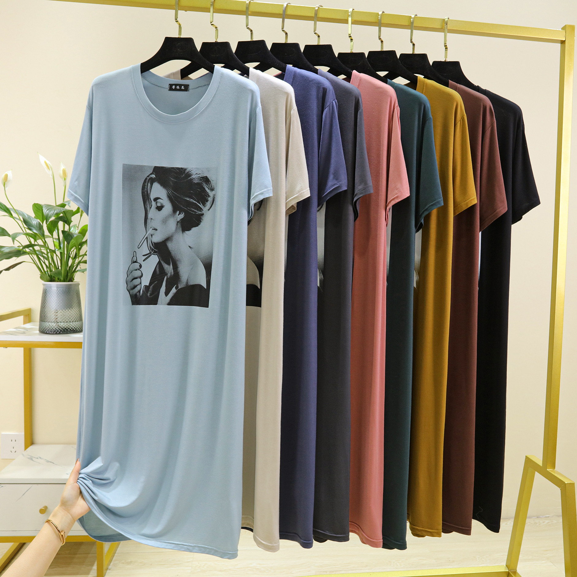 莫代尔圆领印花长裙女夏季薄款内搭短袖连衣裙大码宽松居家睡裙