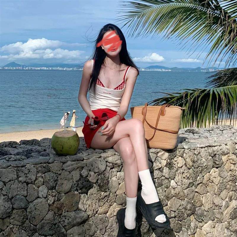 泳衣女款爆款高级海边感连身比基尼绝美小个子氛围感纯欲分体保守