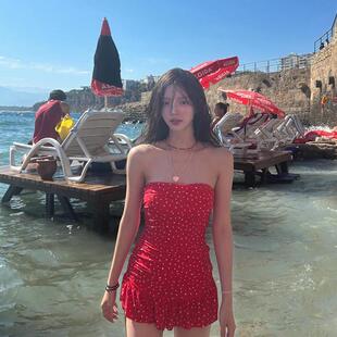 海边连体红色泳衣波点复古温泉游泳衣女高级感保守遮肉显瘦泳装 女