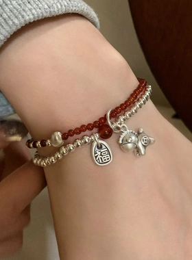 马上有钱S925纯银小马吊坠双层手链红玛瑙轻奢小众精致手饰高级感