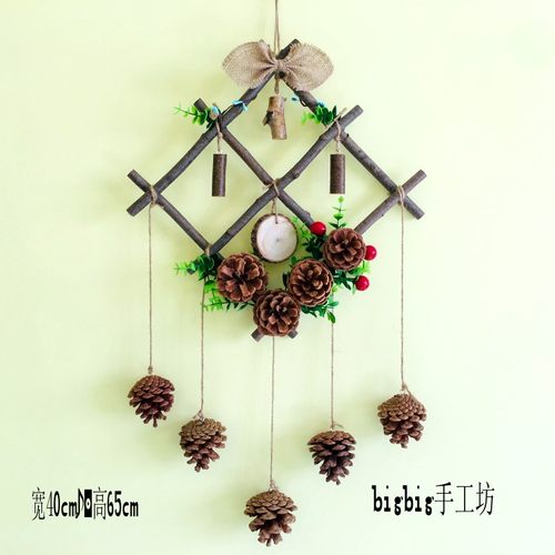 环创幼儿园手工树枝松果装饰