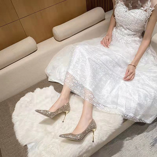 法式主婚纱新娘鞋不累脚2022新款冬季伴娘配礼服细跟水晶高跟鞋女