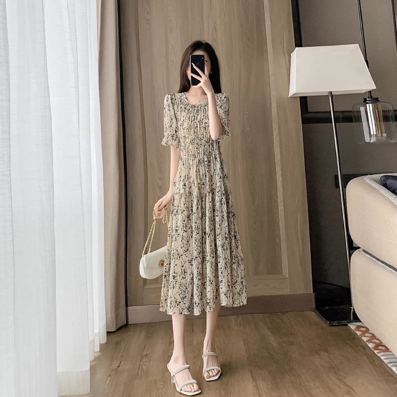 小个子碎花雪纺连衣裙女夏季 2025 新款，气质收腰显瘦遮肚 a 字裙评测