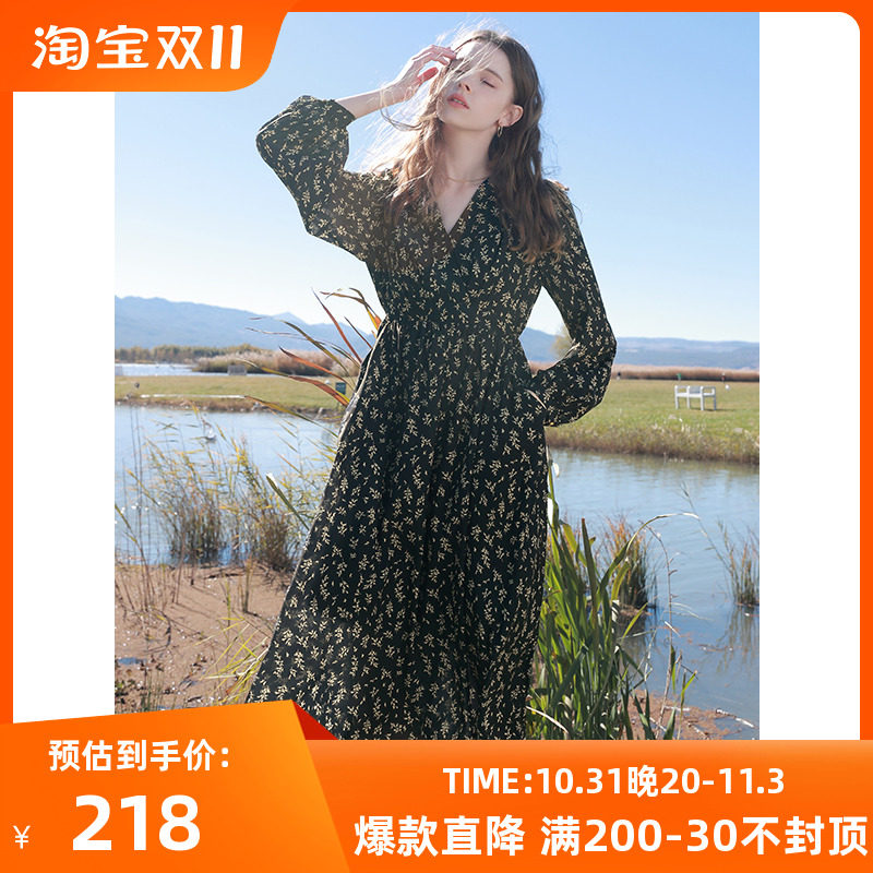 三彩2023春季新款黑色碎花连衣裙V领收腰中长裙内搭裙浪漫优雅女高性价比高么？