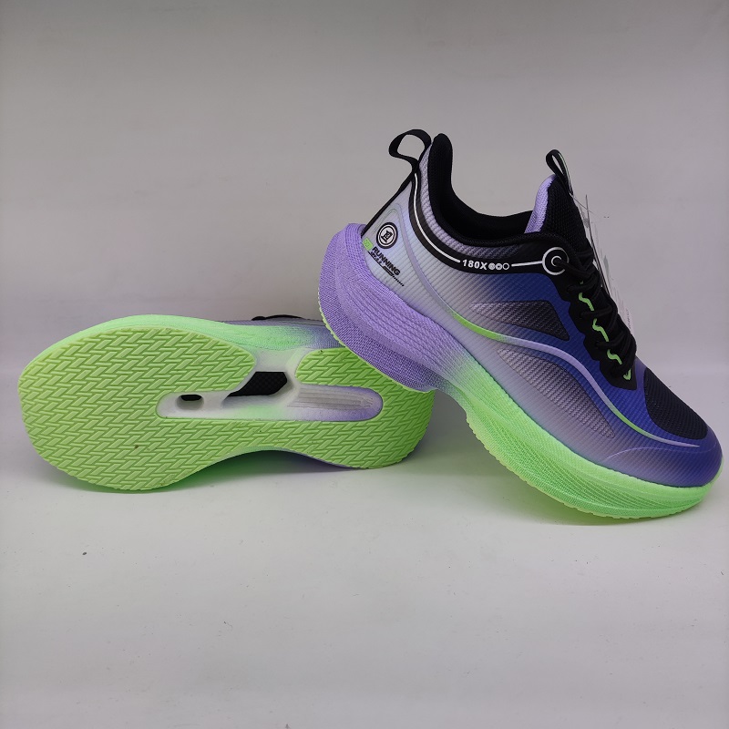 春季韩版轻便软底休闲鞋碳板