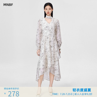 【商场同款】曼诺比菲春秋法式碎花v领连衣裙女不规则