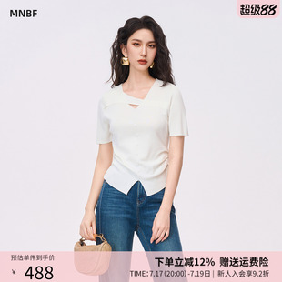 曼诺比菲商场同款2026秋季不对称镂空领口套头毛衣短袖MHCM131026