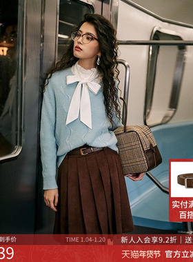 曼诺比菲商场同款2025冬季慵懒风v领宽松百搭套头毛衣MGCM146195