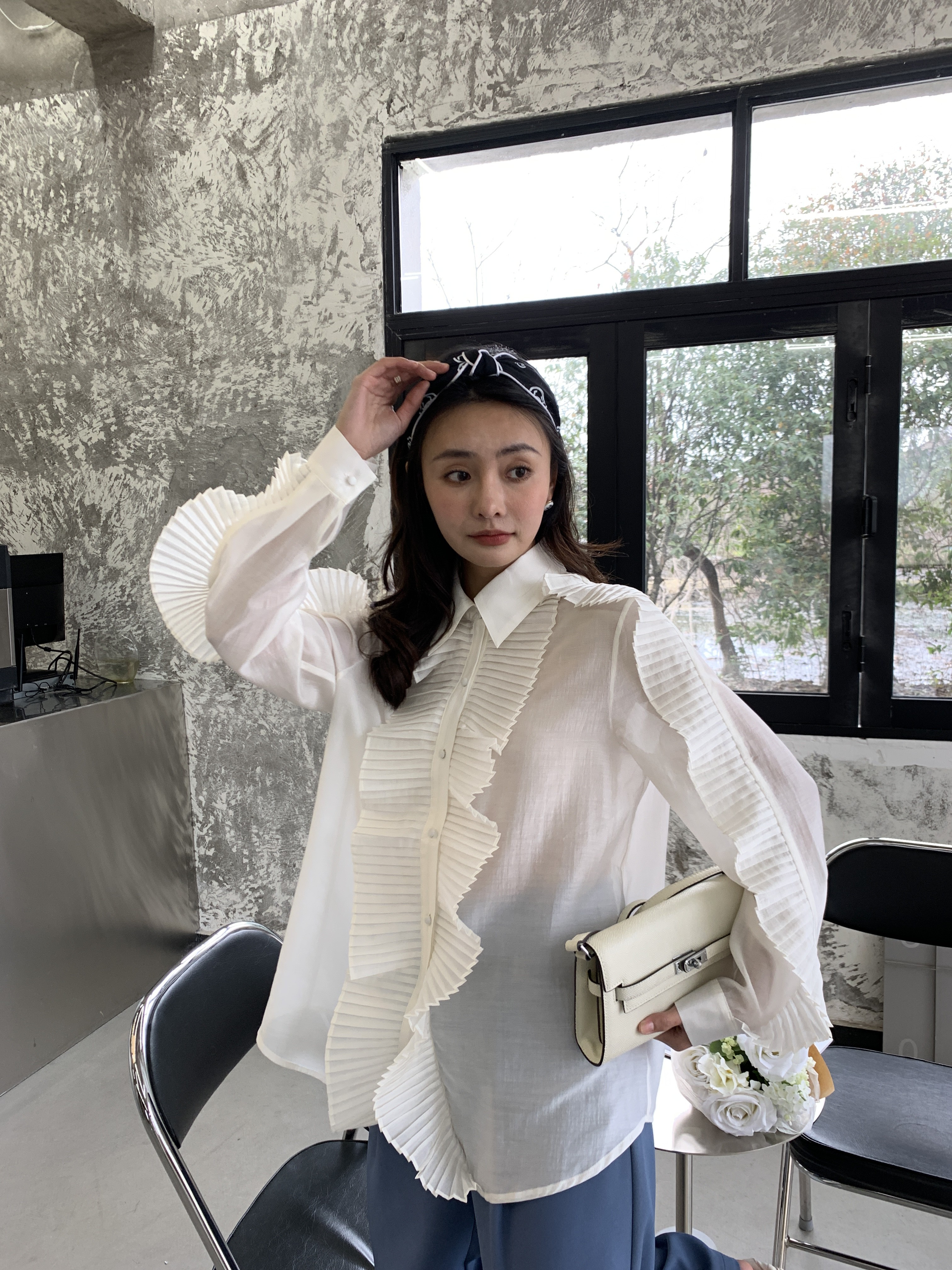 左兰欧 荷叶边女士小众天丝常规时尚韩版衬衫女欧洲站2021早春款