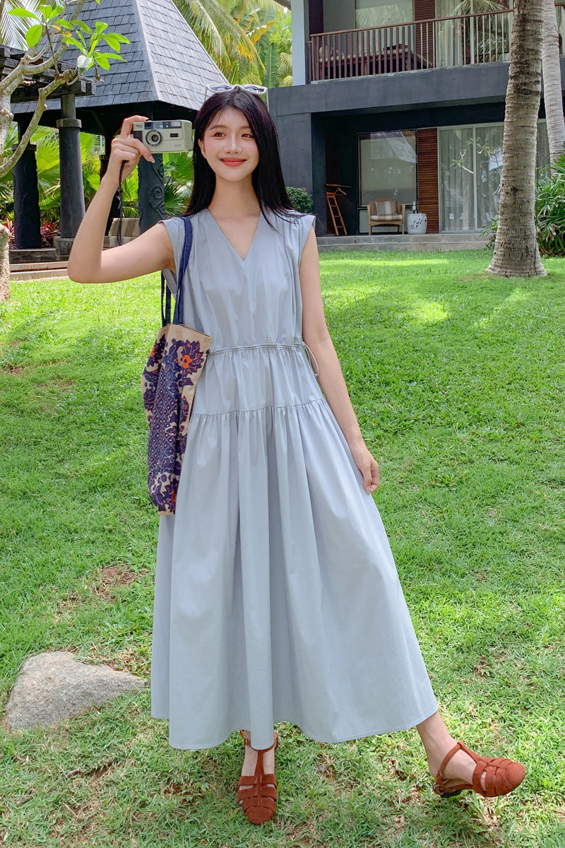 小清新浅蓝色V领无袖连衣裙女2026夏季新款韩系简约182-8632PK218,女装连衣裙,帛香坊