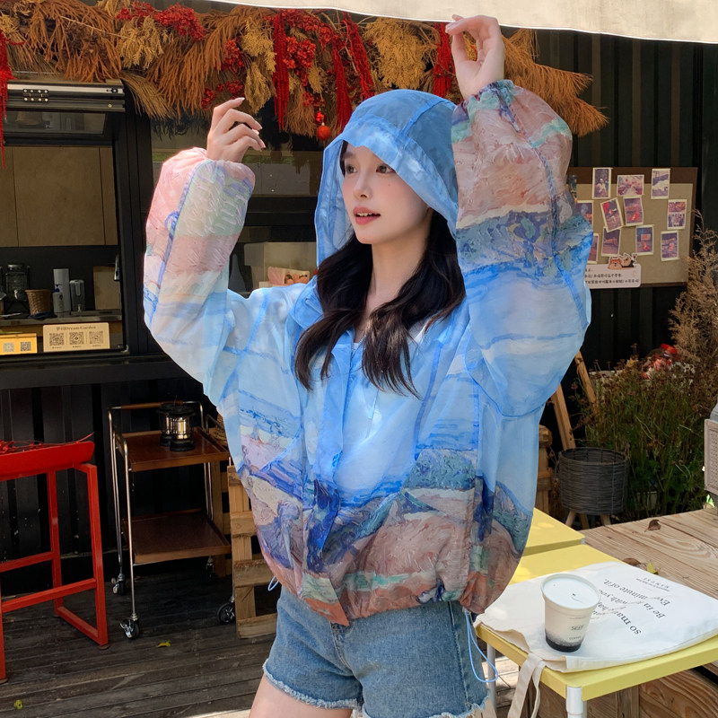 2026新款夏季时髦风景印花防晒衣女设计款宽松显瘦连帽轻薄外套潮,女装防晒衣,帛香坊