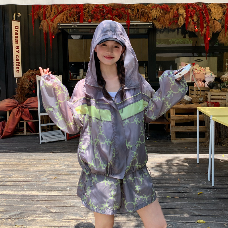 轻薄连帽碎花防晒衬衫短裤套装女夏2026新款小个子两件套ootd穿搭,女装套装/套裙,帛香坊