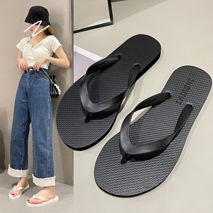 时尚人字拖女夏防滑耐磨平底沙滩凉拖鞋纯色海边度假拖鞋大码夹拖