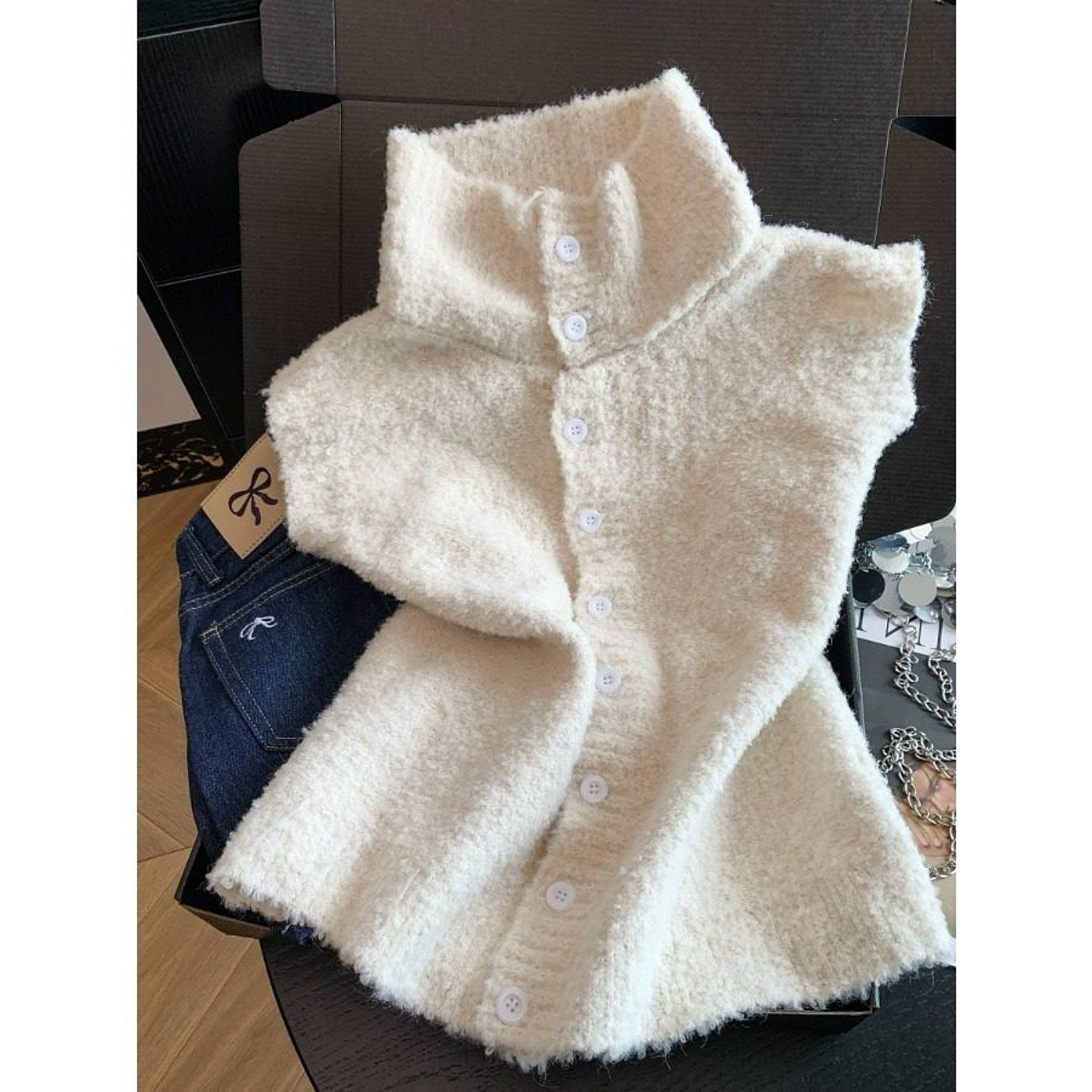 温柔风软糯颗粒绒高领无袖马甲毛衣女春季设计感白色背心外套上衣,女装/女士精品,毛衣,淘宝优惠券,粉丝福利购,淘宝优惠卷