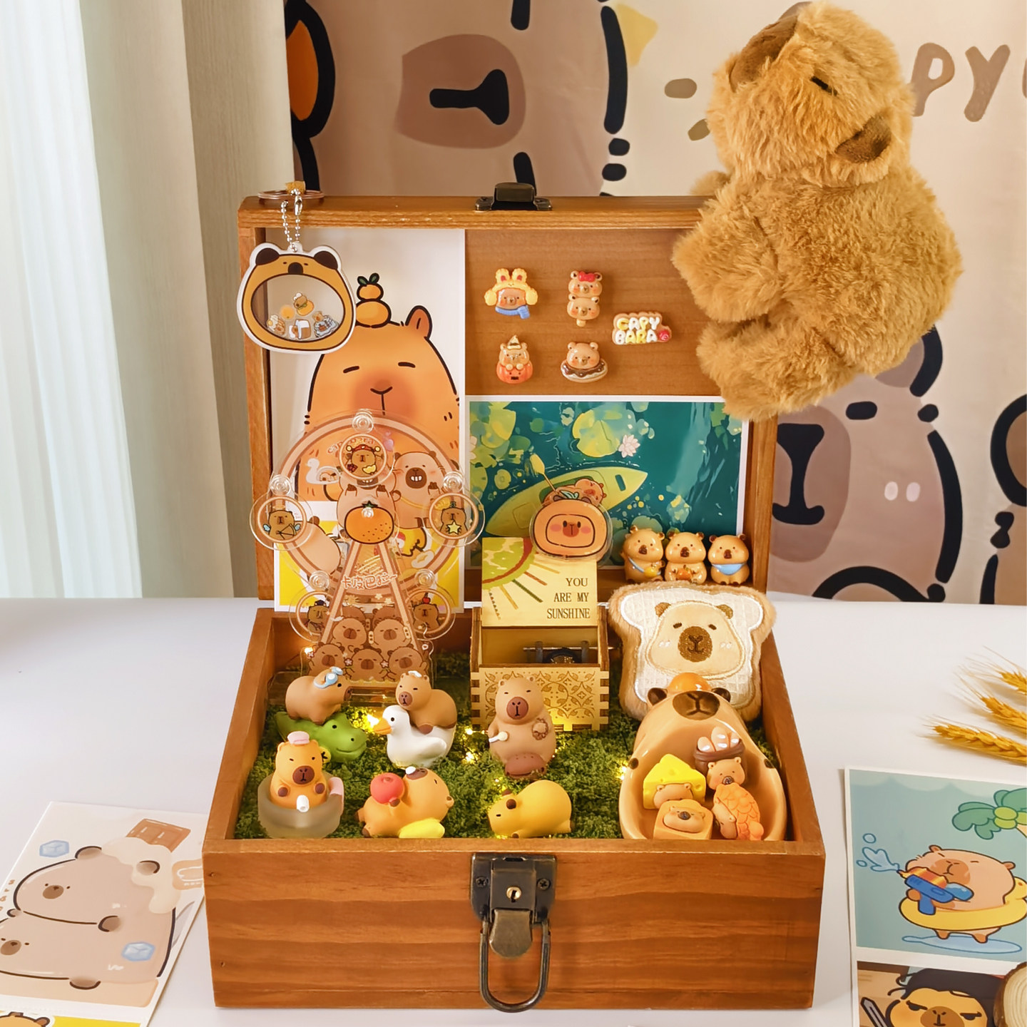 卡皮巴拉玩偶水豚送女生朋友同学节日生日礼物闺蜜八音盒卡通礼盒