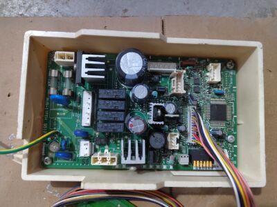 适用林内热水器原装电脑板 RUS-11FEH Q51275D/A 主板 已测试