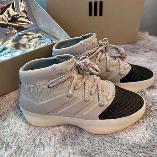 Adidas × Fear of God Athletics联名男女中帮休闲鞋IE6188
