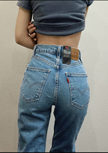 Levis фото