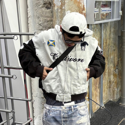 Protocol Index 战马贴布刺绣开衫外套高街破坏做旧男女连帽卫衣