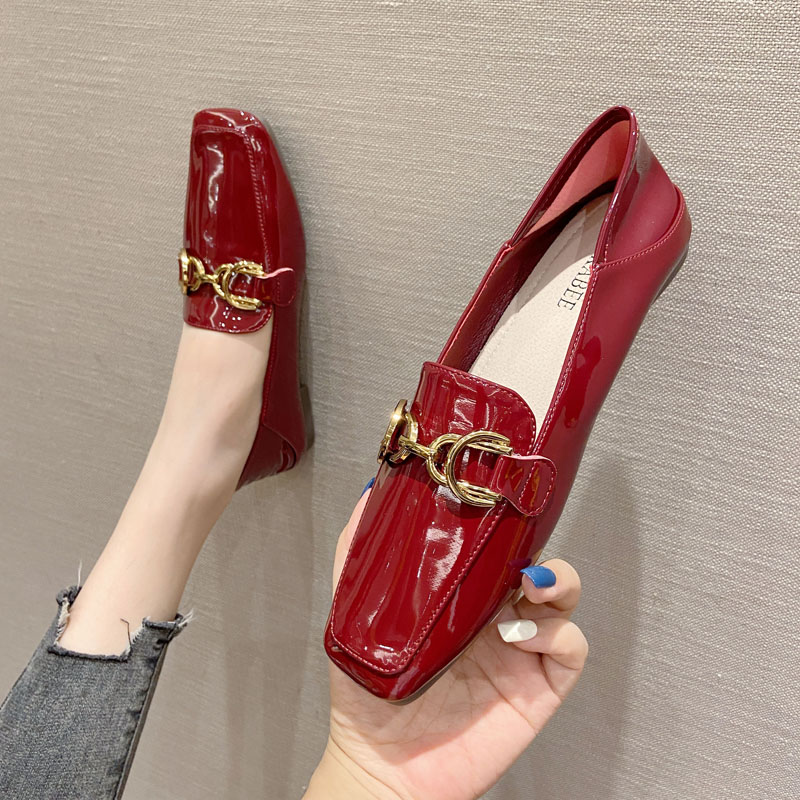 金属扣深口单鞋女平底鞋乐福鞋欧美风秋季新品漆皮瓢鞋一脚套鞋子
