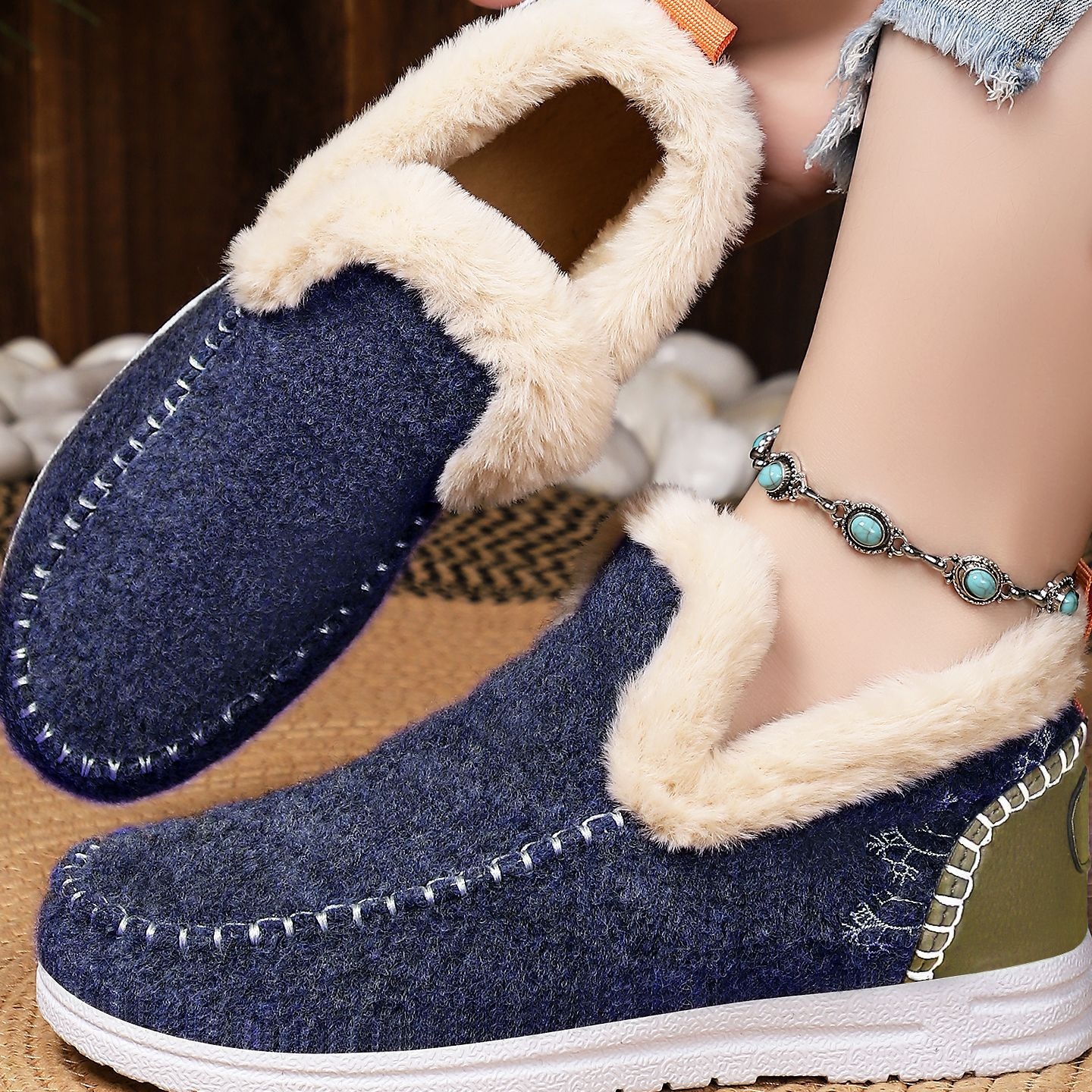 棉鞋女鞋大码保暖雪地靴加绒加厚靴子女时尚女靴防寒舒适棉靴