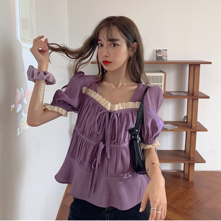 Real price ~ stitched bubble sleeve square collar niche pleated shirt