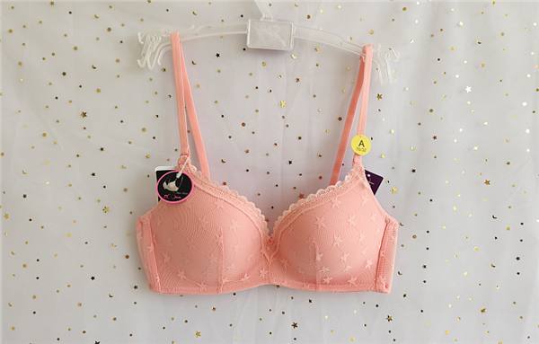 泰国无钢圈文胸Sabina现货聚拢