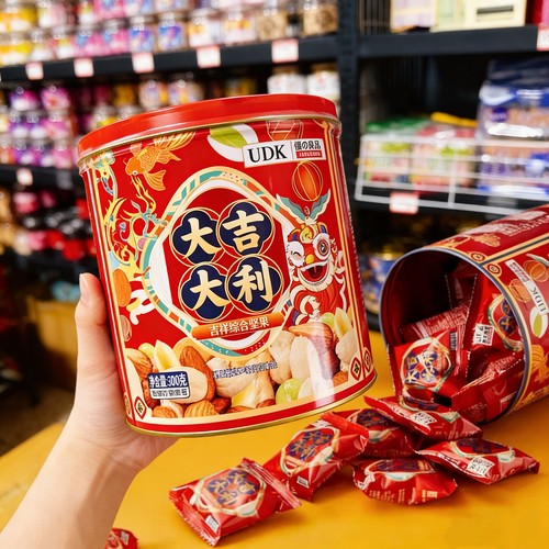 优之良品缤纷综合果仁罐装送年货