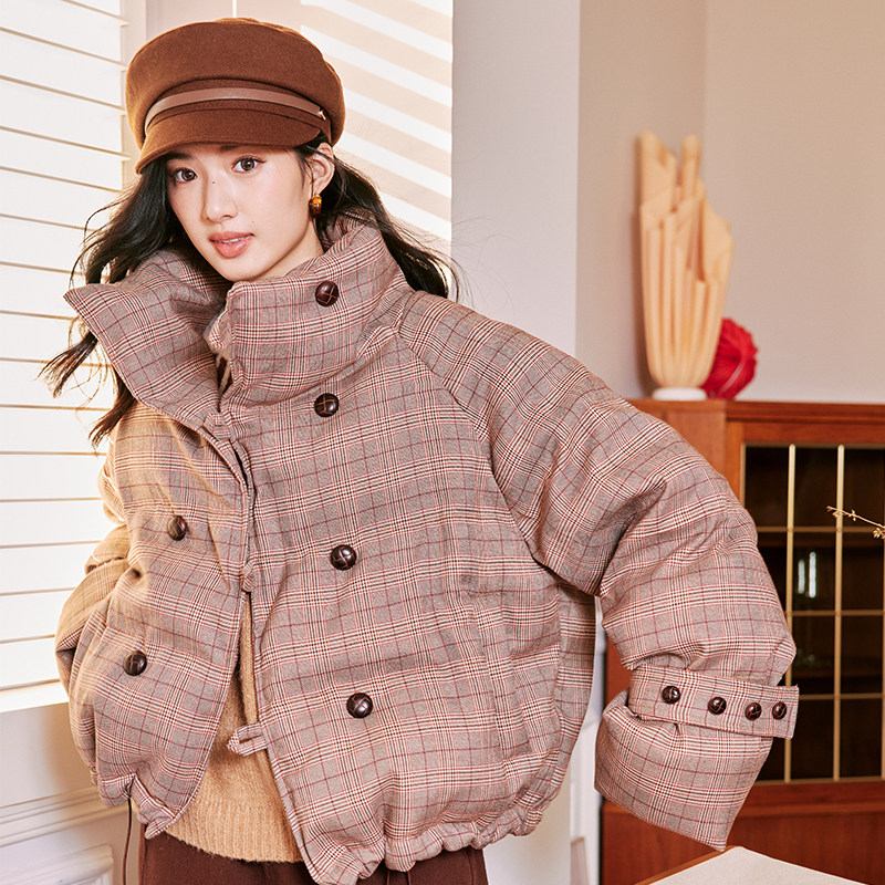 双排扣立领格子90白鸭绒羽绒服