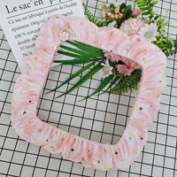 [Размер M] Сетка телесного цвета со звездами и луной + эластичный чехол с вышивкой розовых ромашек